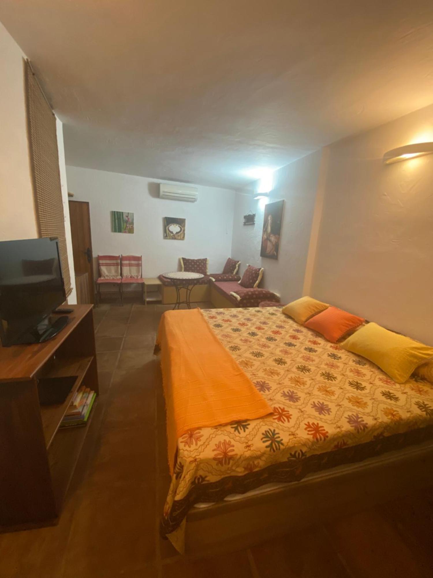 Privatunterkunft Cuarto Encantador Rustico