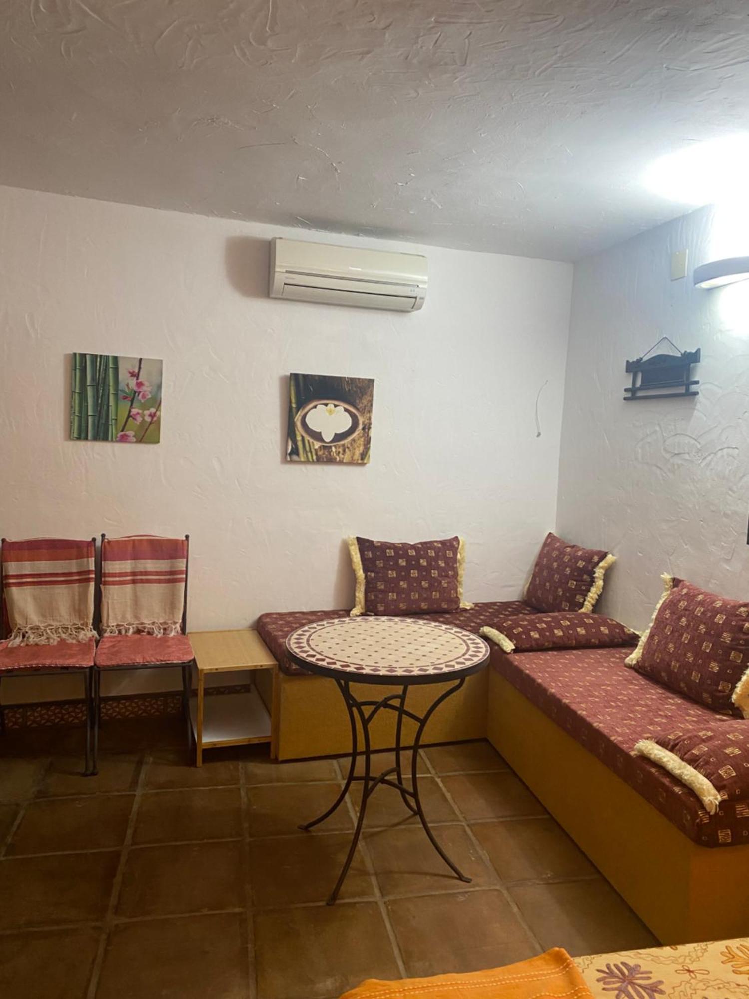 Privatunterkunft Cuarto Encantador Rustico