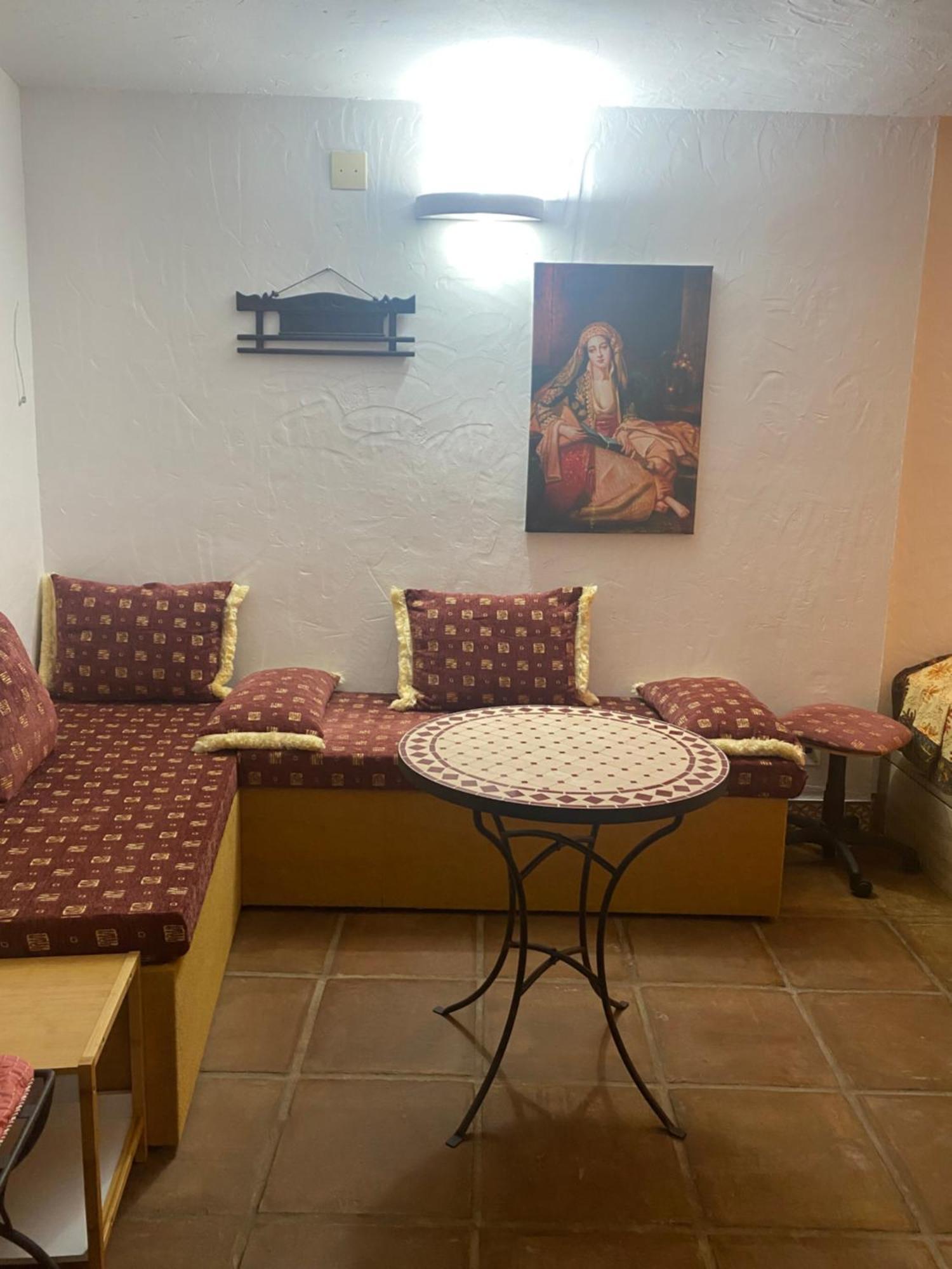 Homestay Cuarto Encantador Rustico Los Barrios